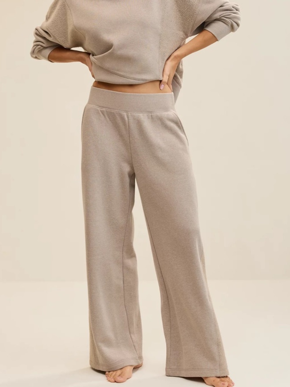 Aerie Apres Chill High-Rise Wide-Leg Lounge Trousers in Taupe/Cream Size L Short